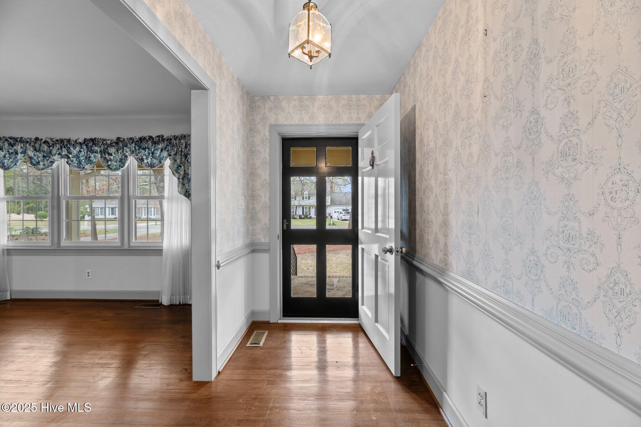 4109 Holly Ridge Road Trent Woods, NC 28562 - Photo 2 of 53 Foyer