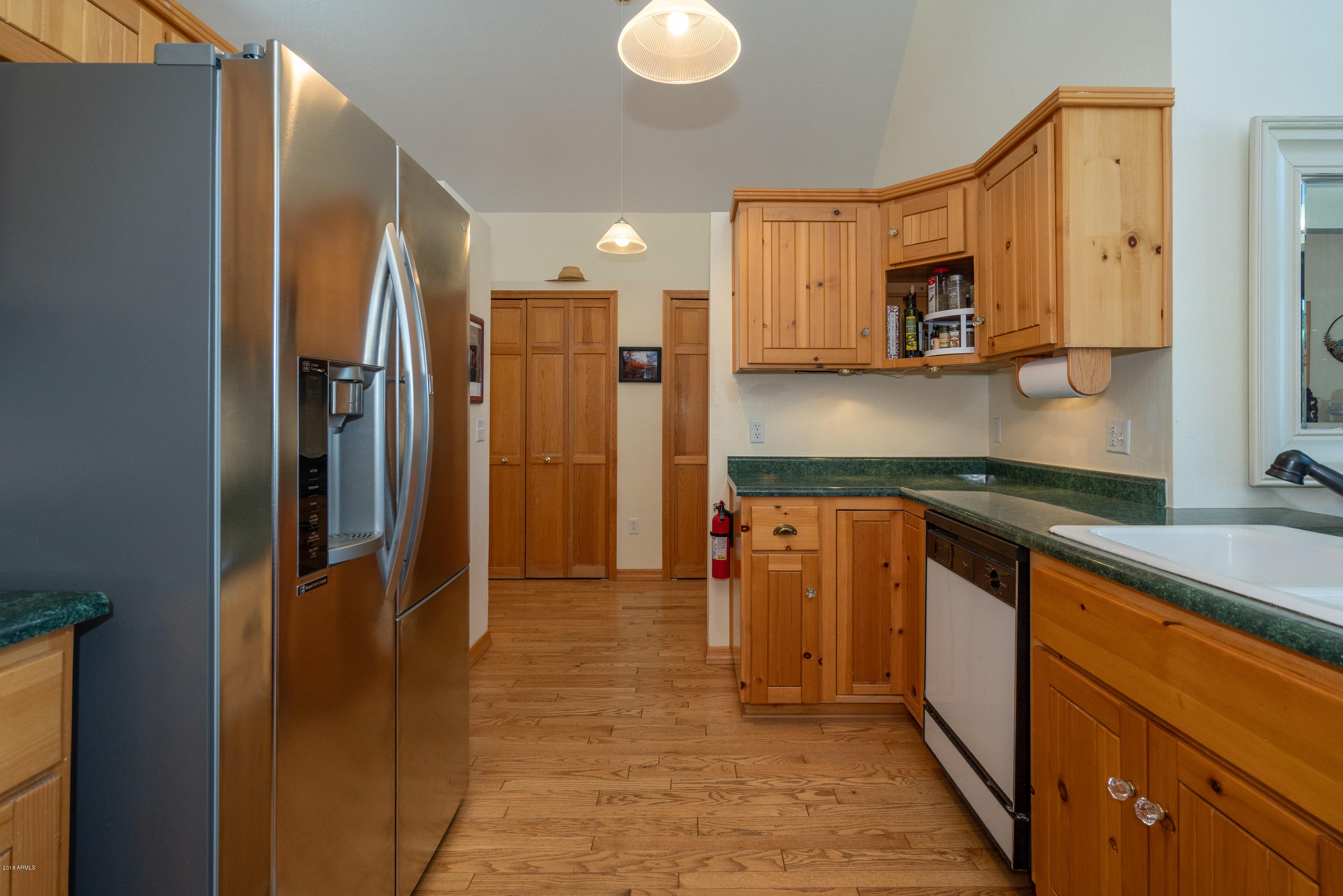 2373 Forrest Ranch Loop Parks Parks, AZ 86018 - Photo 11 of 40 Kitchen 5