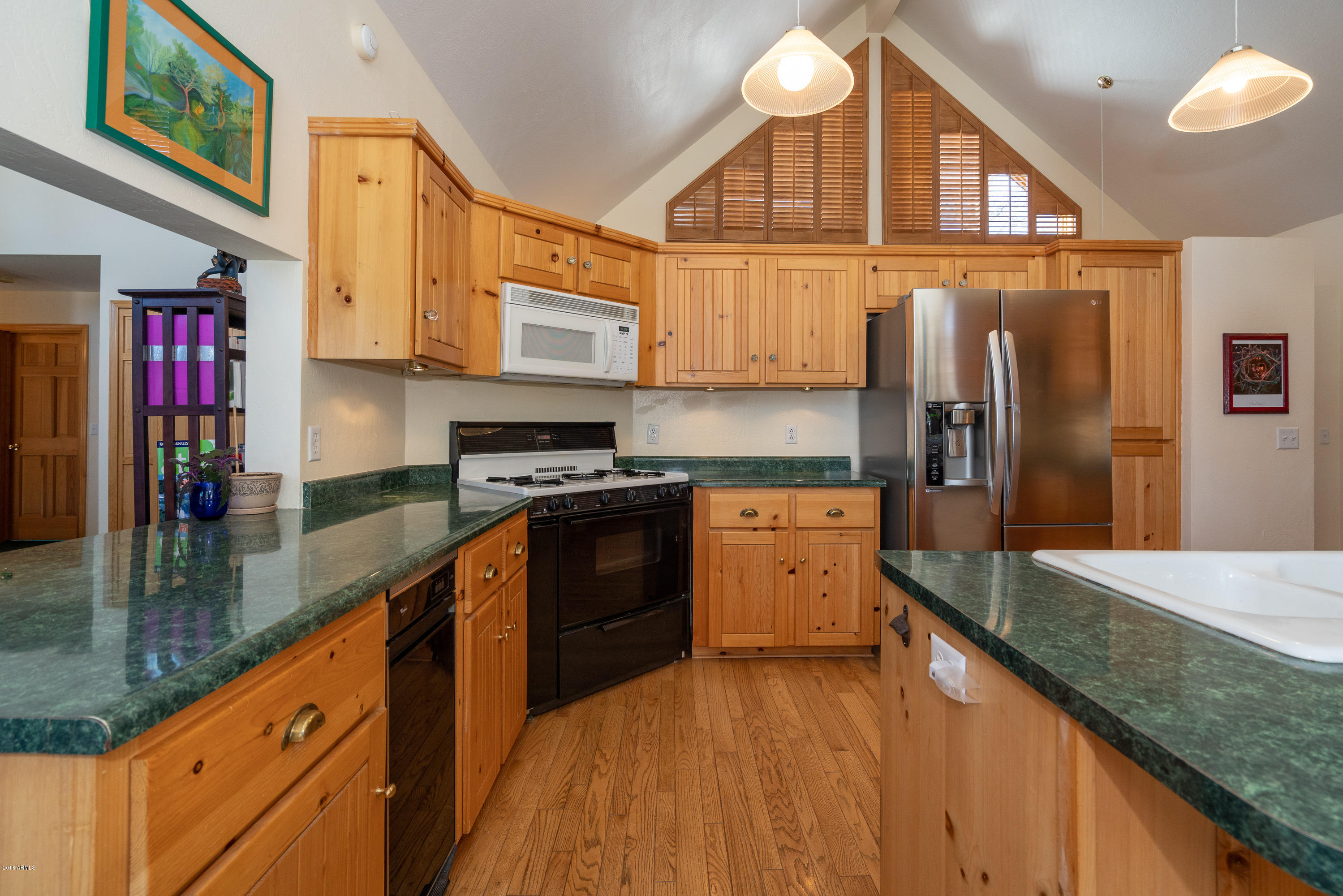 2373 Forrest Ranch Loop Parks Parks, AZ 86018 - Photo 10 of 40 Kitchen 2