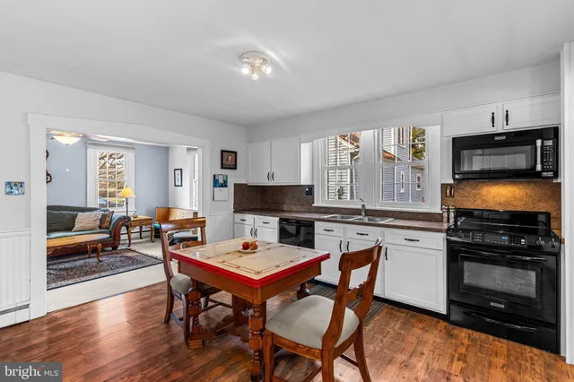 $479,900 | 255 Elizabeth Street, Landisville, PA 17538