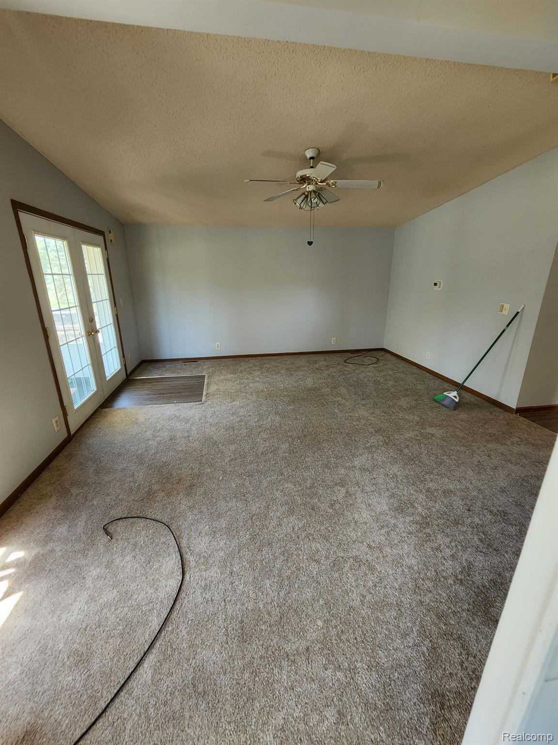 9205 Exeter Road Carleton, MI 48117 - Photo 5 of 27 Gallery Image 5