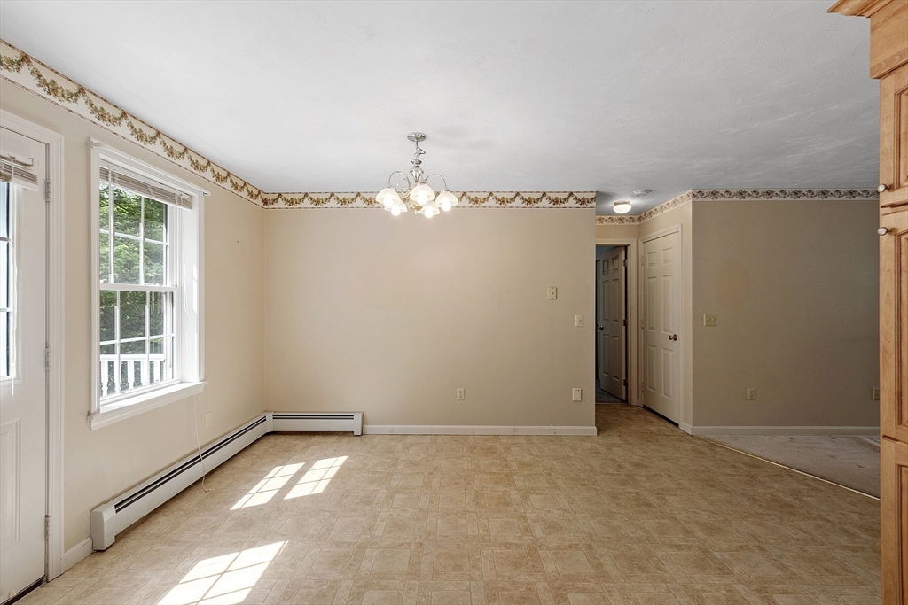 43 Warwick Road Gardner, MA 01440 - Photo 12 of 30 Gallery Image 12