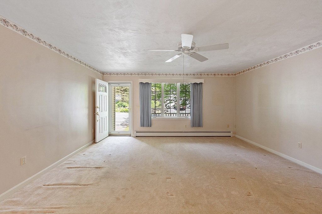 43 Warwick Road Gardner, MA 01440 - Photo 3 of 30 Gallery Image 3