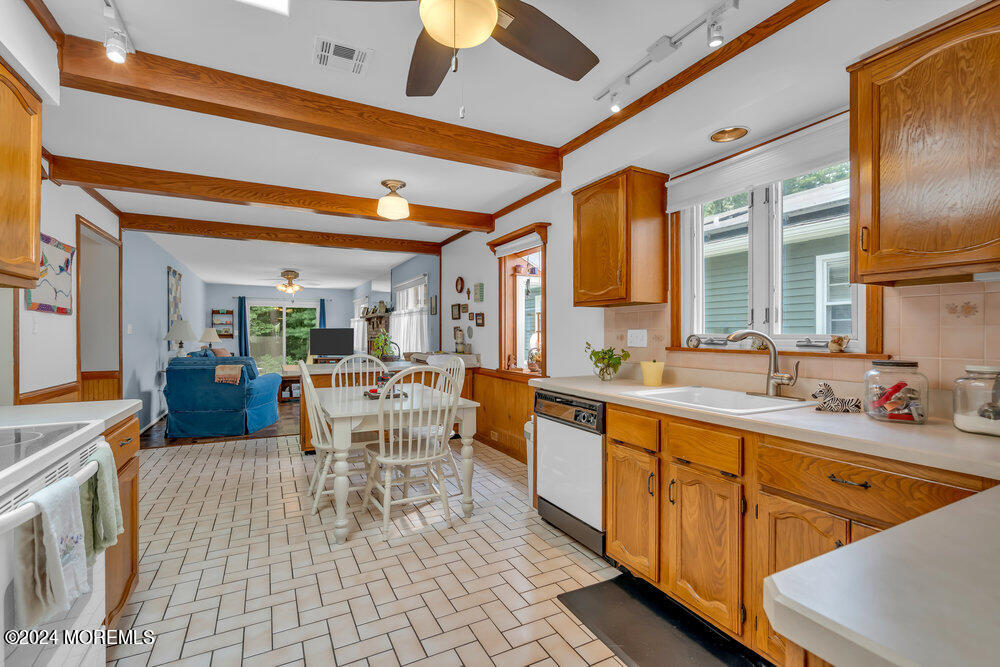45 Meadowbrook Road Brick, NJ 08723 - Photo 13 of 40 019_dsc04018_659