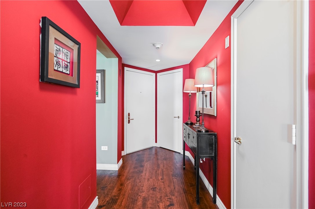 2877 Paradise Road, Unit 905 Las Vegas, NV 89109 - Photo 8 of 39