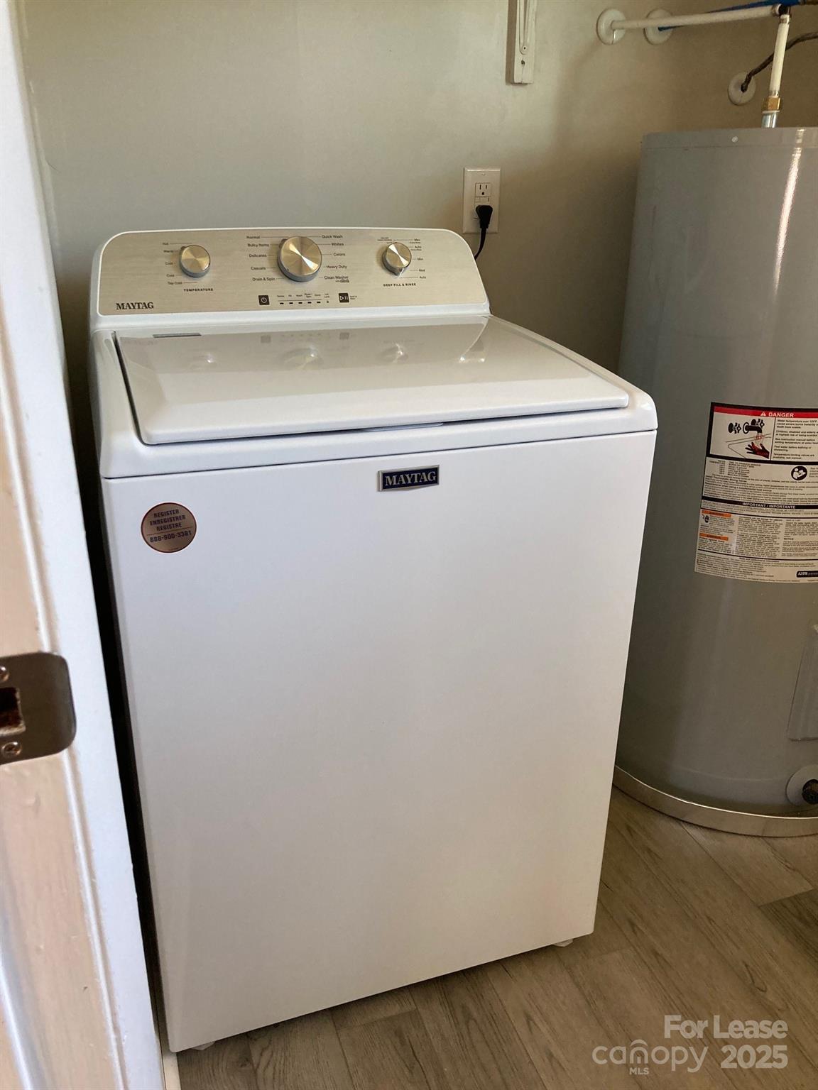 1697 Morningside Drive Newton, NC 28658 - Photo 11 of 22 a utility room with dryer and washer