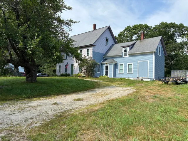 $374,900 | 6 Paddy Lane, Franklin, ME 04634