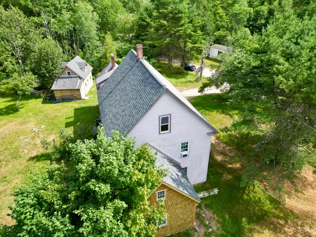 $374,900 | 6 Paddy Lane, Franklin, ME 04634