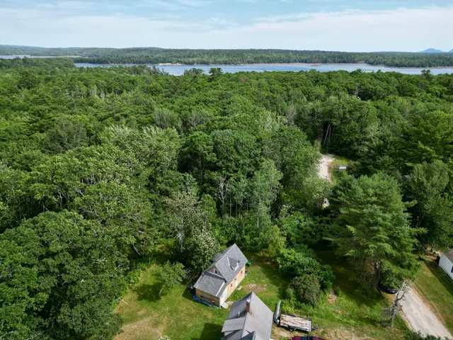 $374,900 | 6 Paddy Lane, Franklin, ME 04634