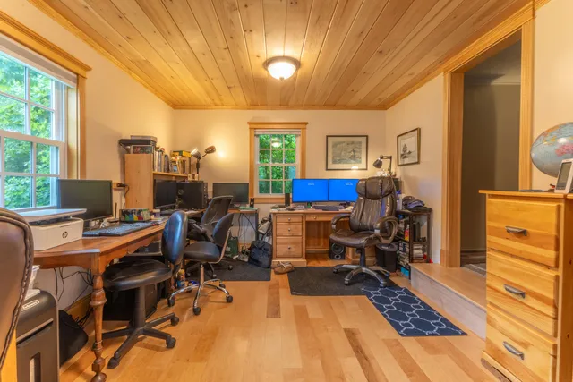 $374,900 | 6 Paddy Lane, Franklin, ME 04634