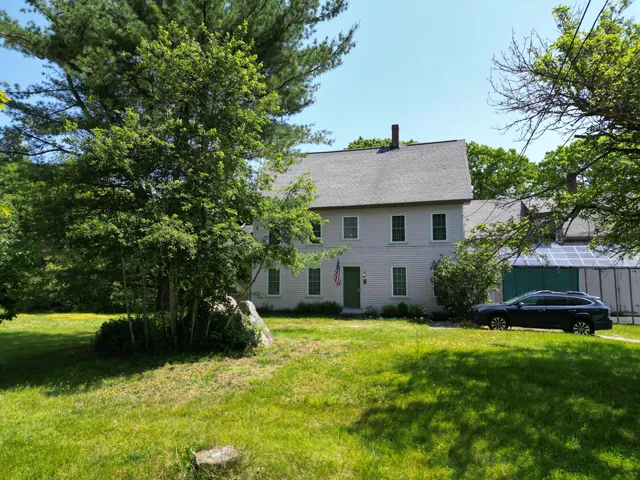 $374,900 | 6 Paddy Lane, Franklin, ME 04634