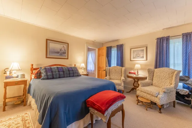 $374,900 | 6 Paddy Lane, Franklin, ME 04634