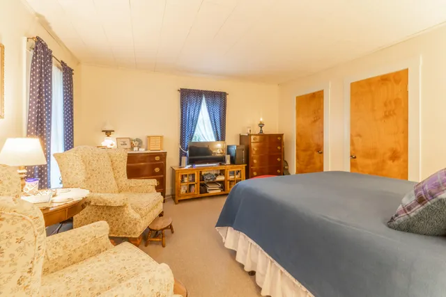 $374,900 | 6 Paddy Lane, Franklin, ME 04634