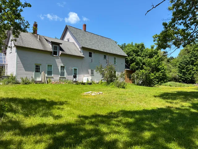 $374,900 | 6 Paddy Lane, Franklin, ME 04634