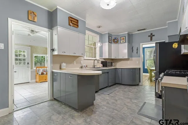 $349,999 | 1413 Augusta Avenue, Tyler, TX 75701