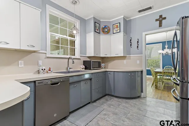 $349,999 | 1413 Augusta Avenue, Tyler, TX 75701