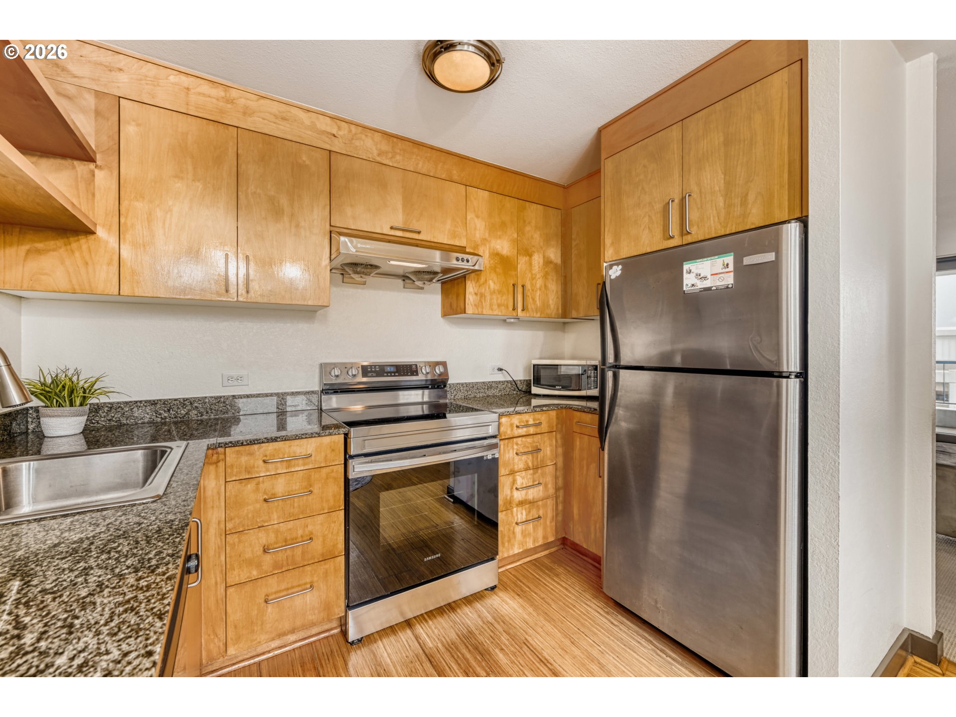 111 Southwest Harrison Street, Unit 7H Portland, OR 97201 - Photo 14 of 32 Kitchen
