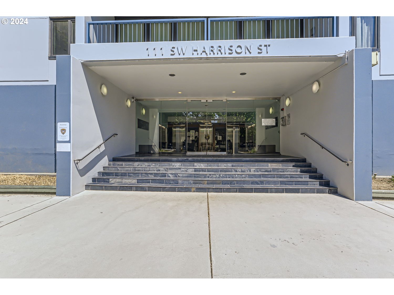 111 Southwest Harrison Street, Unit 7H Portland, OR 97201 - Photo 2 of 32 Entrance/Foyer