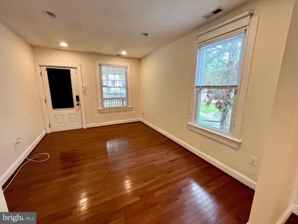 $3,200 | 3709 Parkwood Street, Brentwood, MD 20722