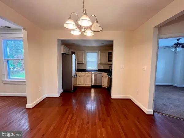 $3,200 | 3709 Parkwood Street, Brentwood, MD 20722
