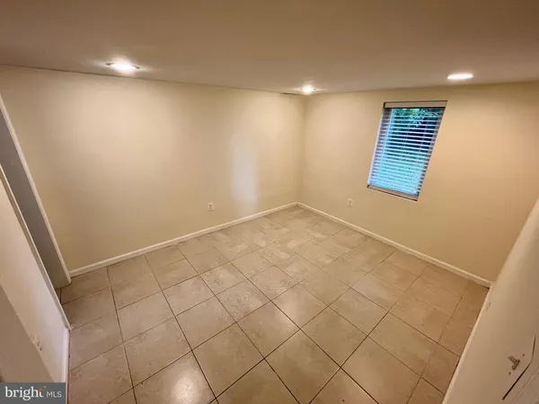 $3,200 | 3709 Parkwood Street, Brentwood, MD 20722