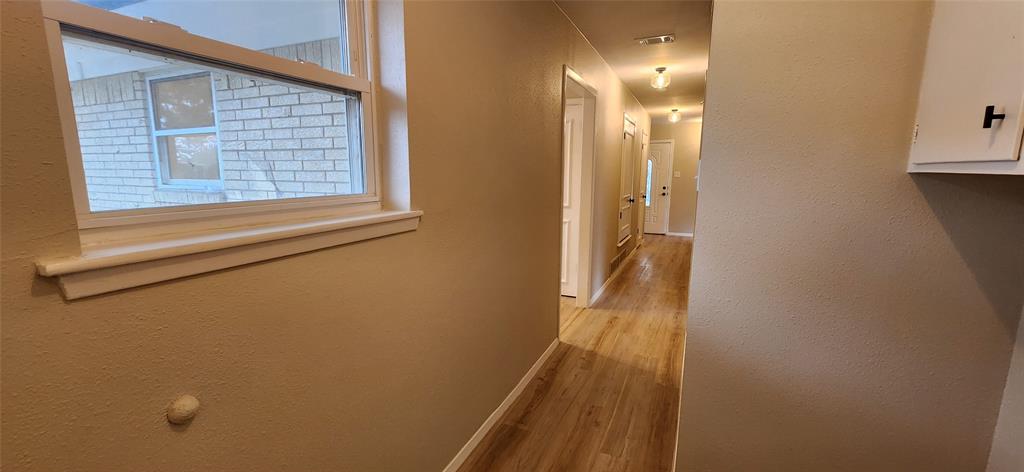 2821 Windy Drive Commerce, TX 75428 - Photo 12 of 25
