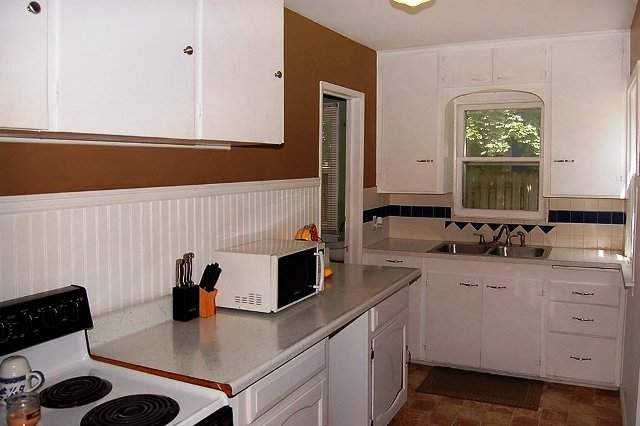 2428 North Elizabeth Road Spokane Valley, WA 99212 - Photo 3 of 8