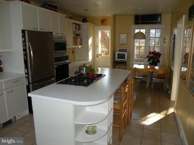 200 Upnor Road Baltimore, MD 21212 - Photo 8 of 17 Kitchen #2