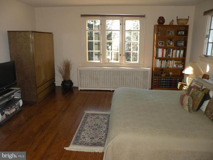 200 Upnor Road Baltimore, MD 21212 - Photo 9 of 17 Master Bedroom