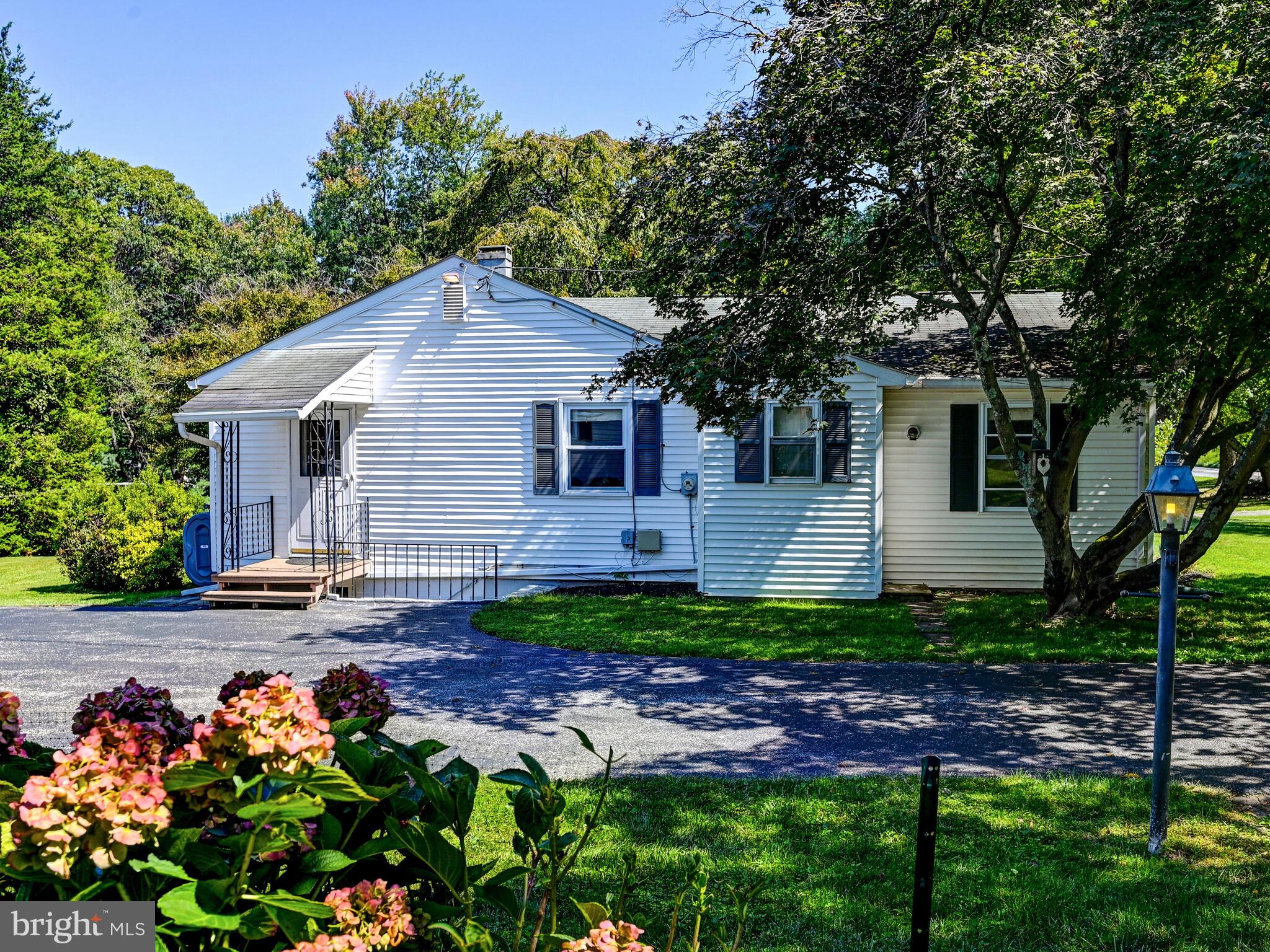 1704 Broadway Road Lutherville-Timonium, MD 21093 - Photo 2 of 29