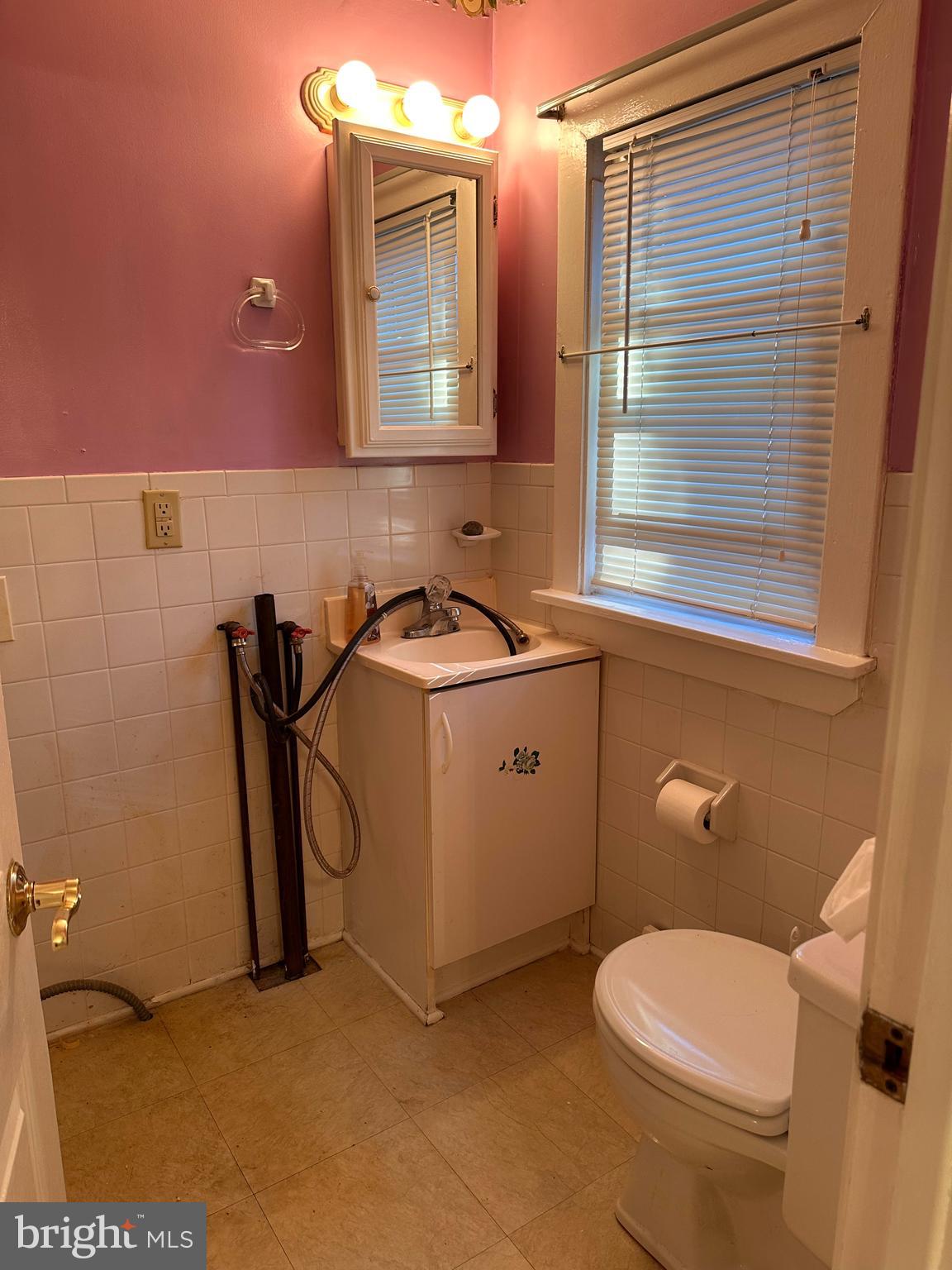 611 Walnut Street Delanco, NJ 08075 - Photo 7 of 12