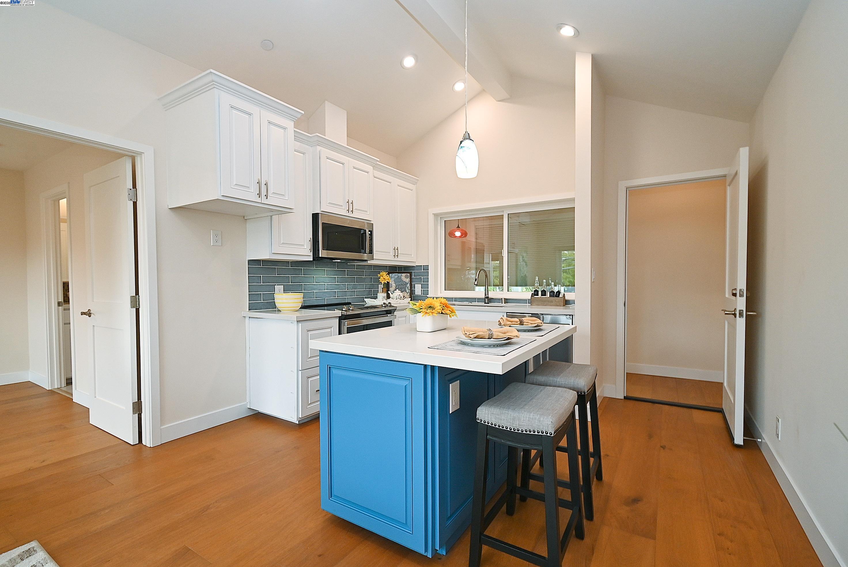 3856 Vineyard Avenue Pleasanton, CA 94566 - Photo 4 of 12