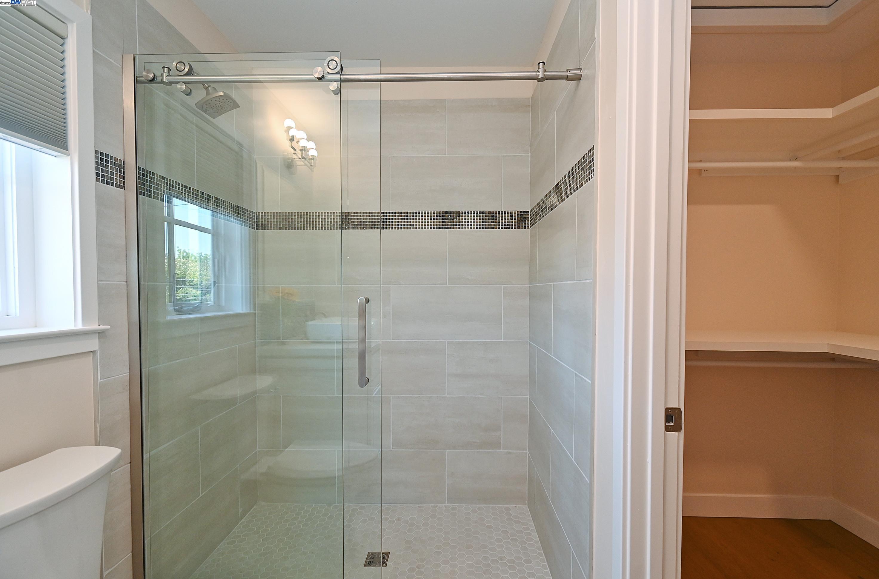 3856 Vineyard Avenue Pleasanton, CA 94566 - Photo 8 of 12