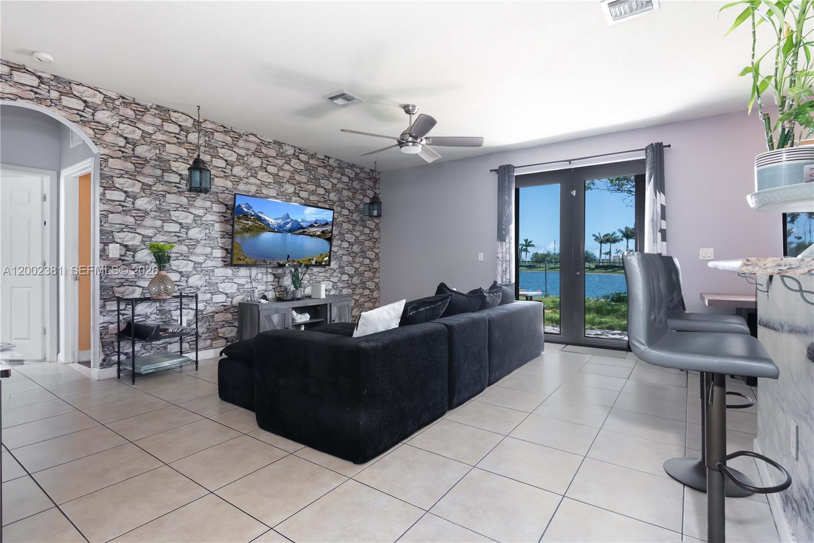 685 Southeast 37th Place Homestead, FL 33033 - Photo 11 of 65