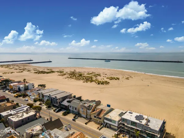 $3,295,000 | 3371 Ocean Drive, Oxnard, CA 93035