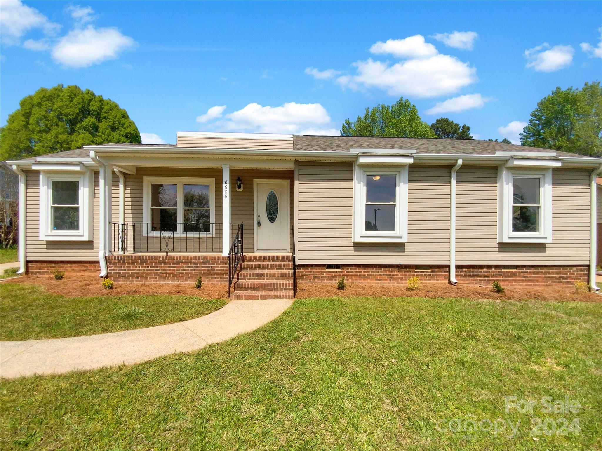 8609 Beechbrooke Road Charlotte, NC 28227 - Photo 8 of 18 Gallery Image 8