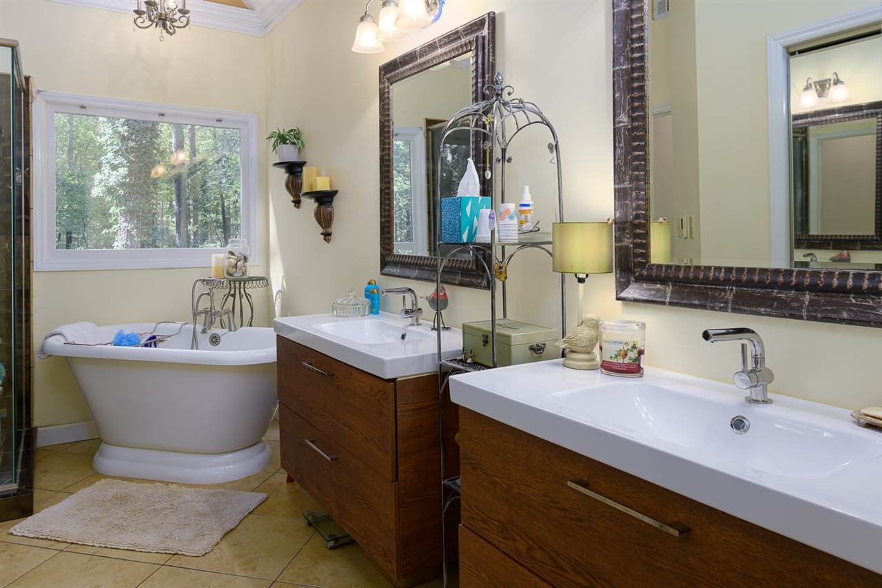 12021 Warwickshire Way Raleigh, NC 27613 - Photo 14 of 28 Photo 14