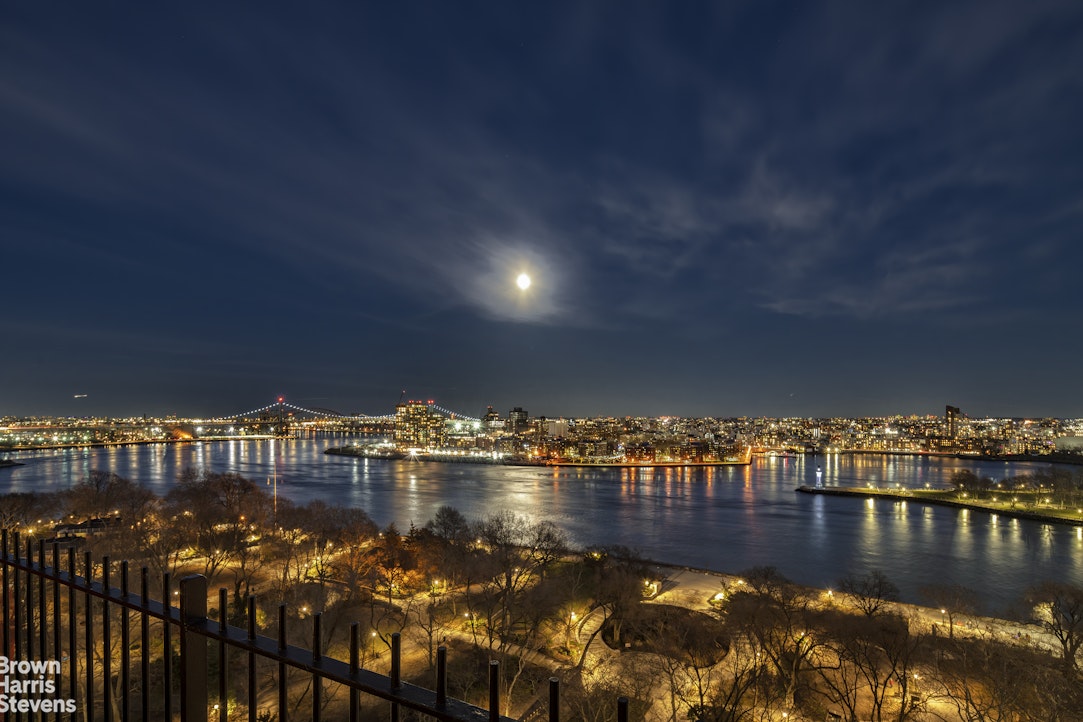 130 East End Avenue, Unit PHB Manhattan, NY 10028 - Photo 27 of 31