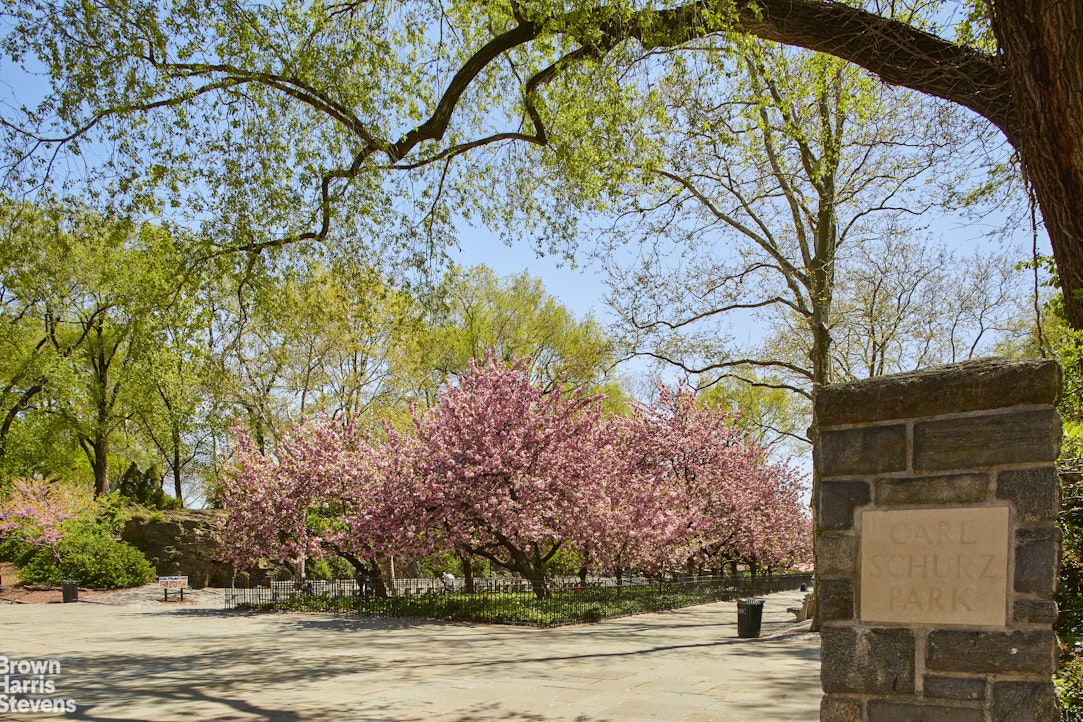 130 East End Avenue, Unit PHB Manhattan, NY 10028 - Photo 28 of 31