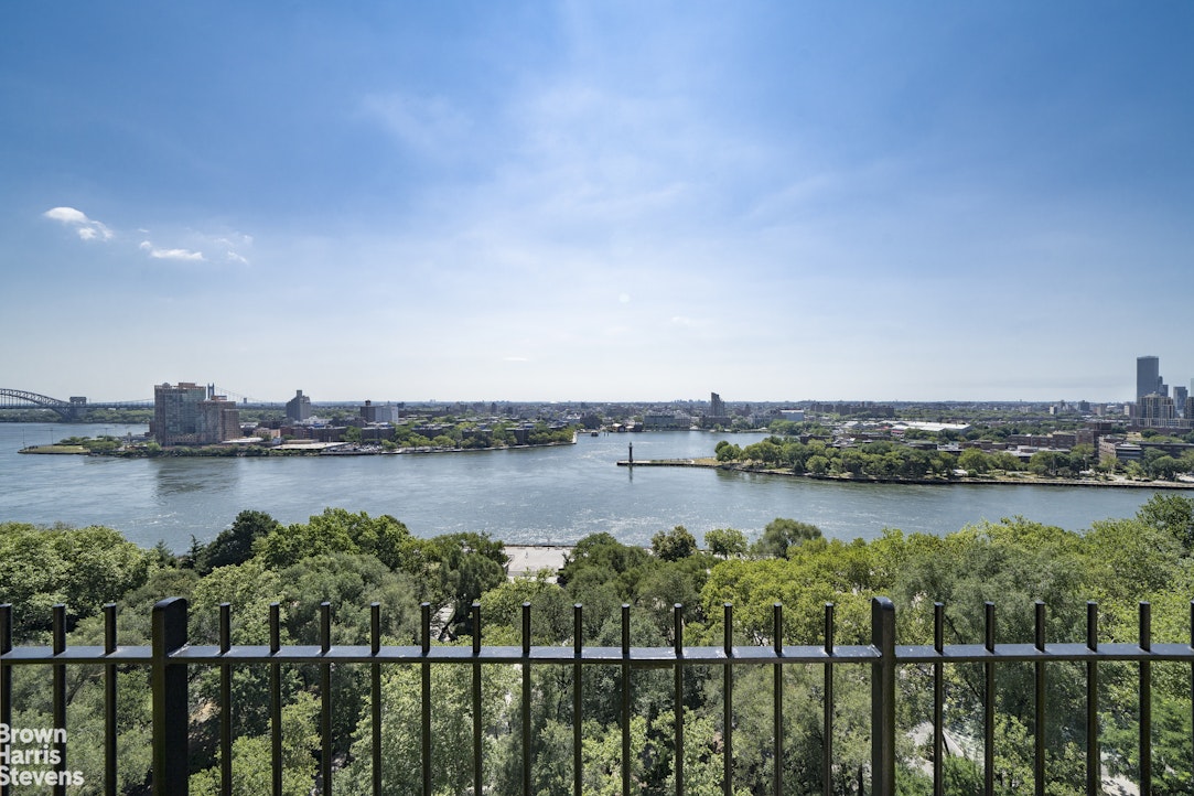 130 East End Avenue, Unit PHB Manhattan, NY 10028 - Photo 3 of 31