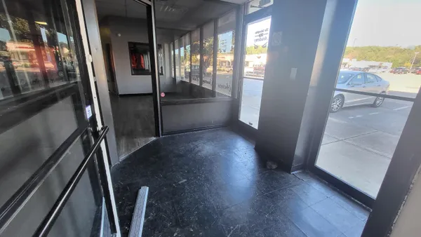 $7,985 | 6001 Bartlett Center Drive, Bartlett, TN 38134