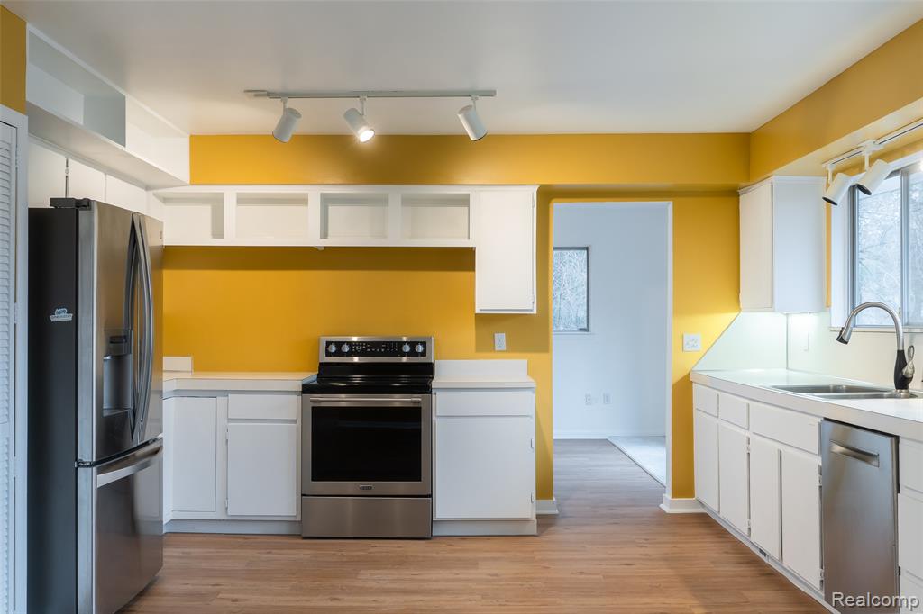 30540 North Greenbriar Road Franklin, MI 48025 - Photo 16 of 48