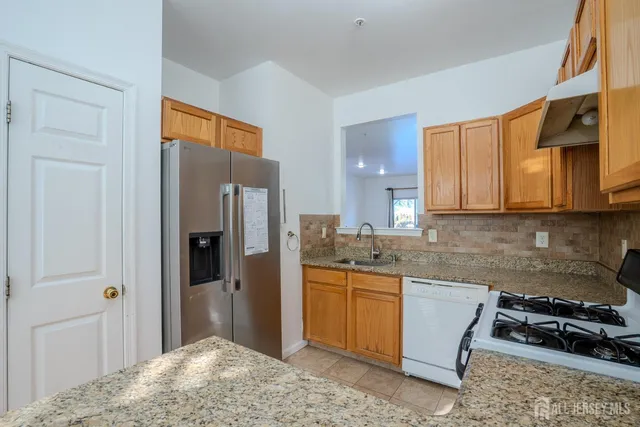 $2,900 | 1603 Blossom Circle, Dayton, NJ 08810