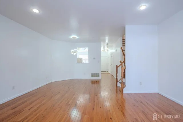 $2,900 | 1603 Blossom Circle, Dayton, NJ 08810