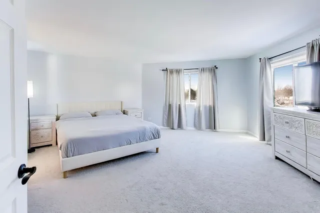 $405,000 | 1605 Cascade Ridge Drive, Plainfield, IL 60586