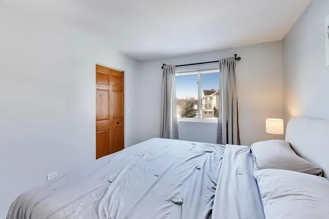 $405,000 | 1605 Cascade Ridge Drive, Plainfield, IL 60586