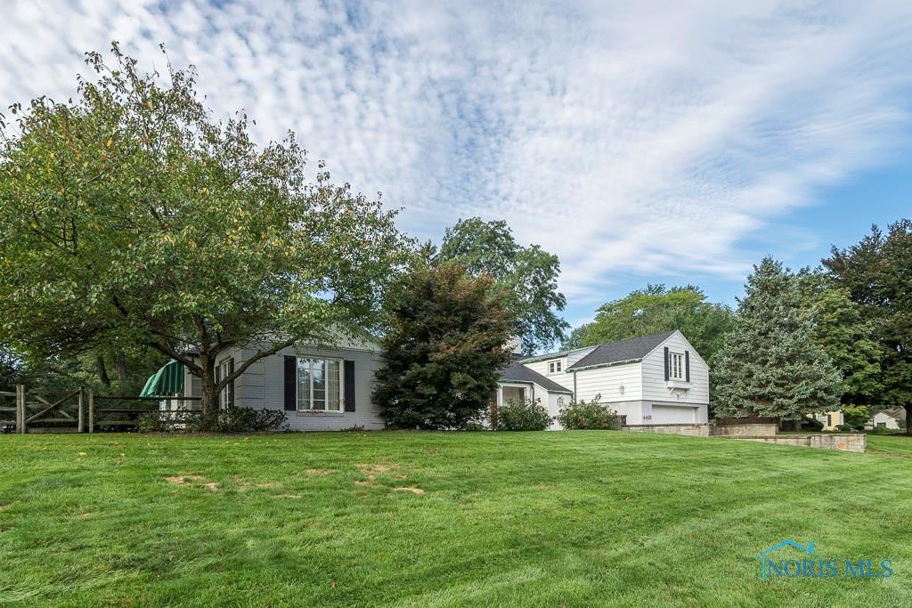 4401 Sheraton Road Toledo, OH 43615 - Photo 1 of 31 Gallery Image 1