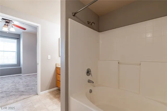 $1,325 | 10001 Peace Way, Unit 2230, Las Vegas, NV 89147