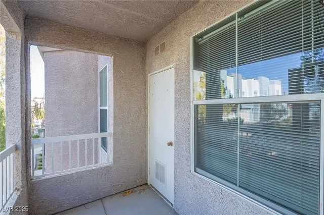 $1,325 | 10001 Peace Way, Unit 2230, Las Vegas, NV 89147