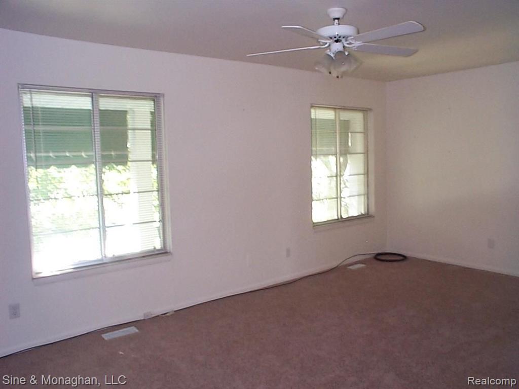 1501 River Road, Unit 204 St. Clair, MI 48079 - Photo 8 of 33